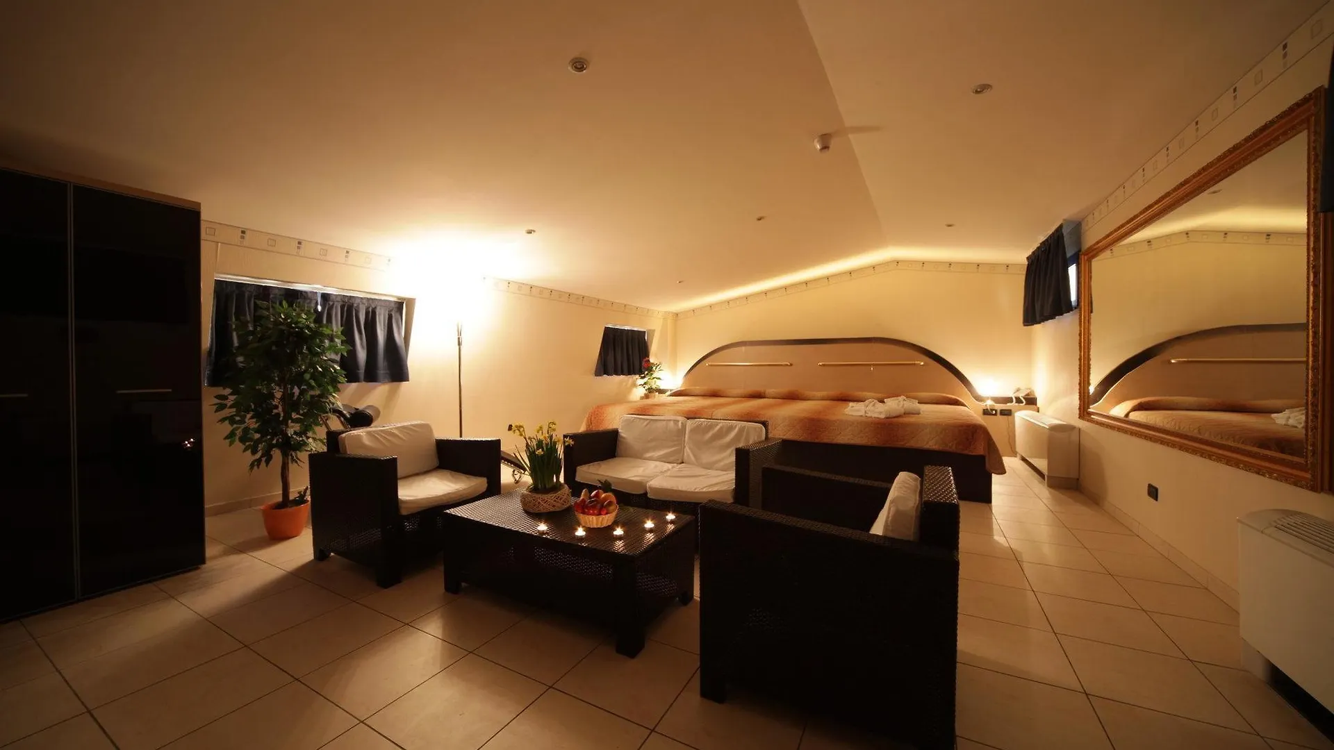 Autosole 2 Otel Milano